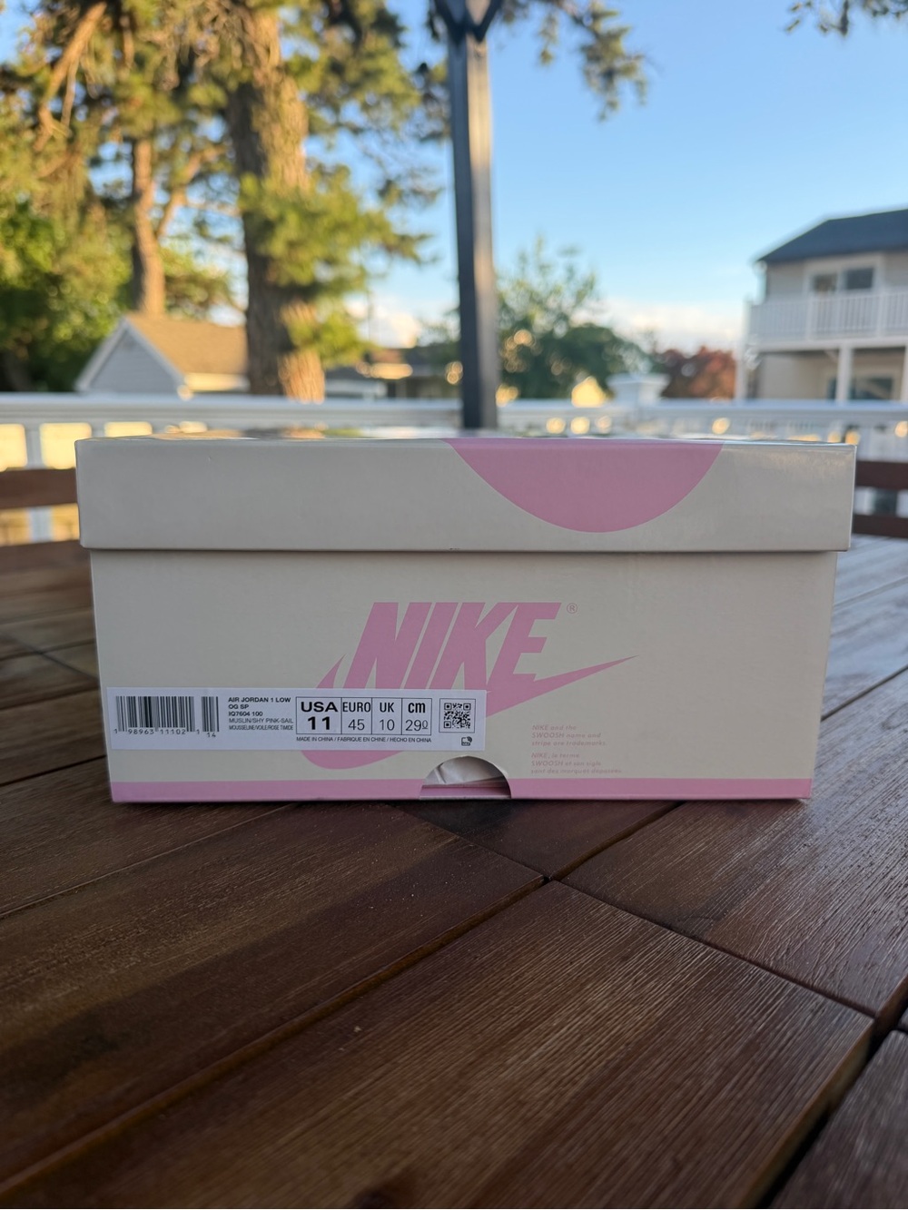 Nike Air Jordan 1 Travis Scott - Picture 10 of 11